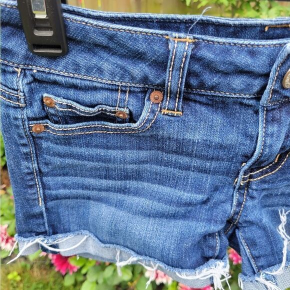 American Eagle Jean Shorts - Picture 4 of 9